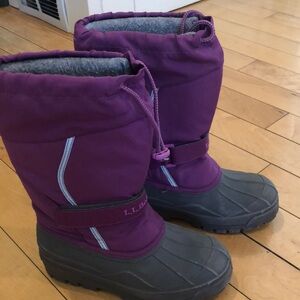 L.L.Bean Northwoods kids Purple and Gray Snow Boots. Excellent condition. Size 3